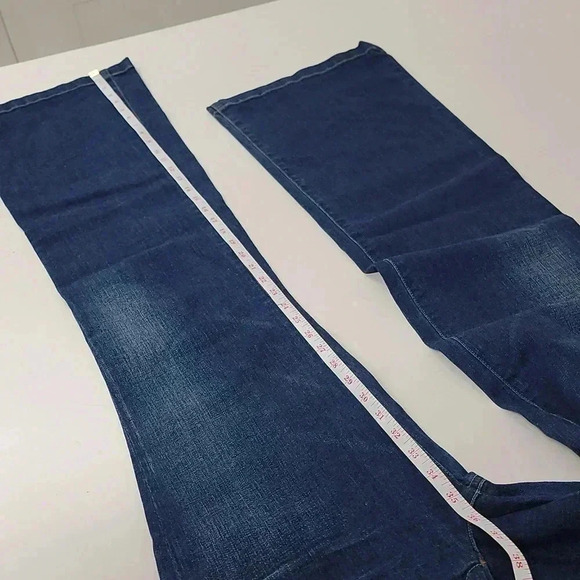 Goldsign High Rise Flare Leg Jeans - Picture 5 of 13